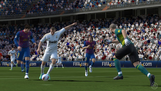 Illustration for article titled FIFA on PlayStation Vita Uses Touch Panel Control Makes Ball Handling Literal